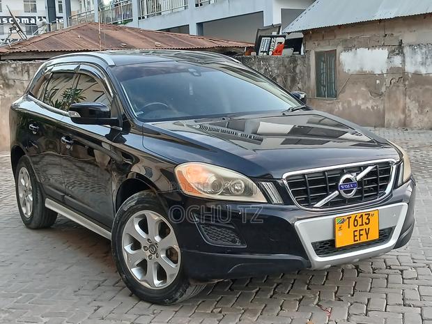 Volvo XC60 2011 Black
