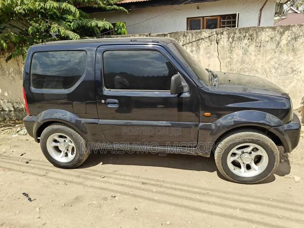 Suzuki Jimny 2001 Black