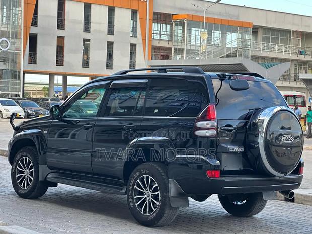 Toyota Land Cruiser Prado 2008 Black