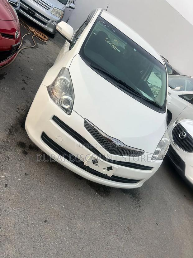 Toyota Ractis 2008 White