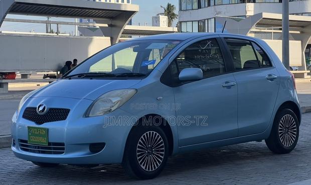 Toyota Vitz 2007 Blue