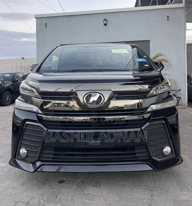 Toyota Vellfire 2016 Black