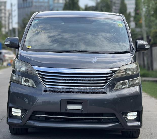 Toyota Vellfire 2009 Gray