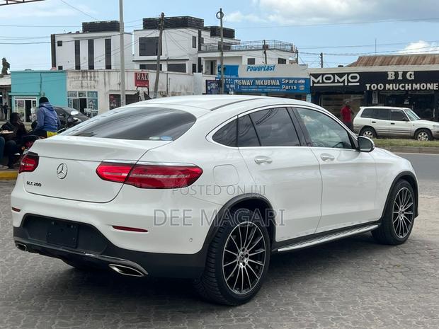 Mercedes-Benz GLC-Class 2017 White