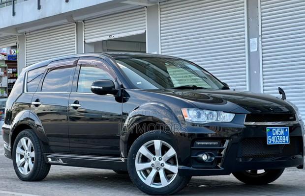 Mitsubishi Outlander 2010 Black