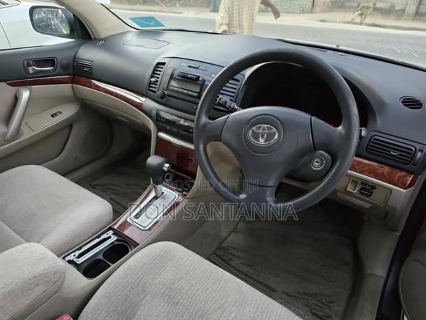 Toyota Premio 2004 Gray