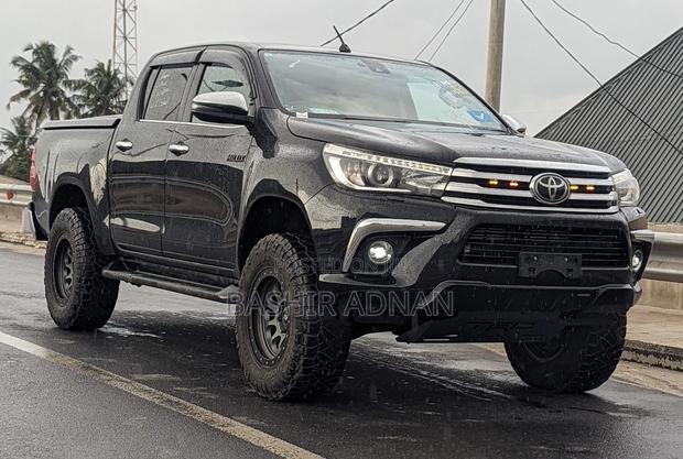 Toyota Hilux Revo Double Cab Deisel 2.4 RWD 2018 Matt Black