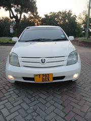 Toyota IST 2004 White for sale