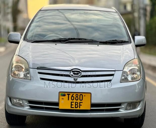 Toyota Corolla Spacio 2005 Silver