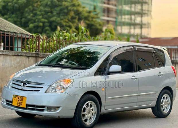 Toyota Corolla Spacio 2005 Silver