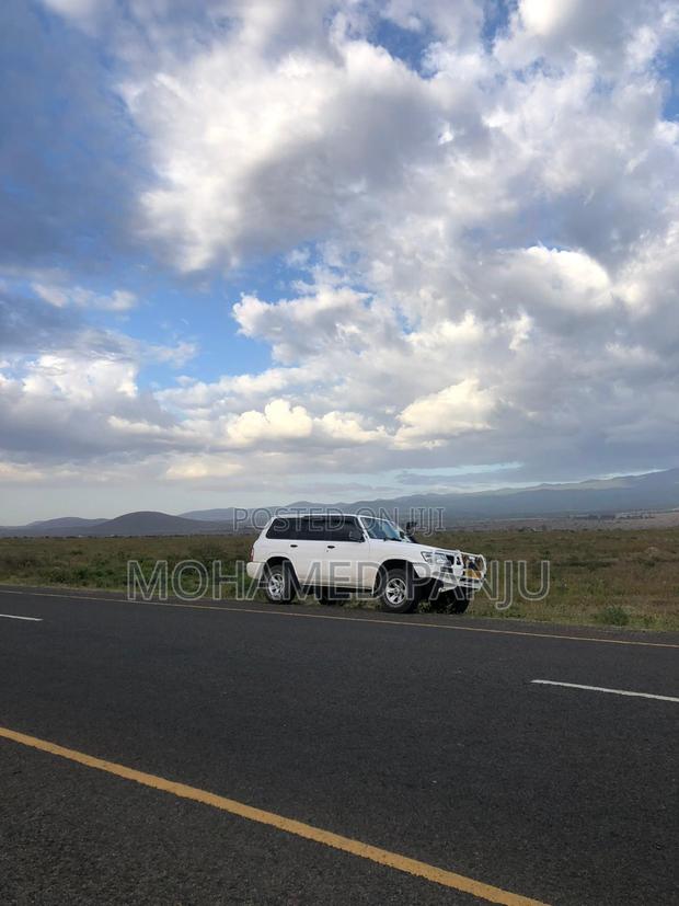 Nissan Patrol 1999 White