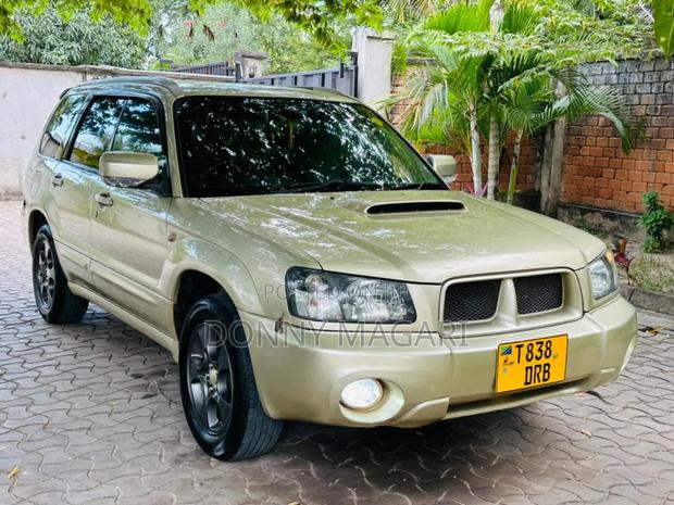 Subaru Forester 2003 Gold
