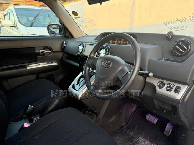 Toyota Corolla Rumion 2008 White