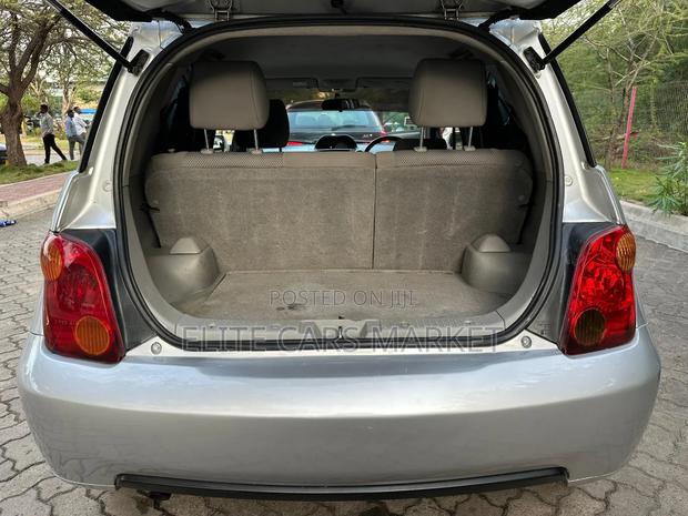 Toyota IST 2003 Silver