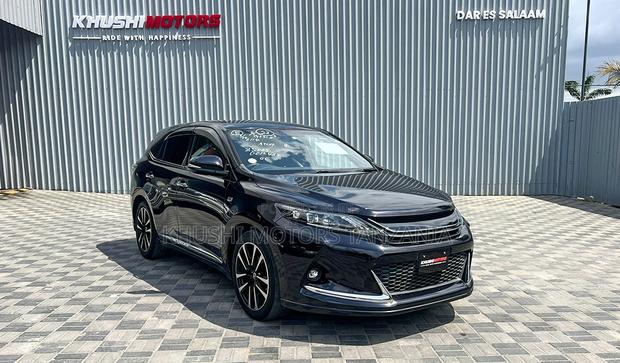 Toyota Harrier 2.0 4WD 2015 Black