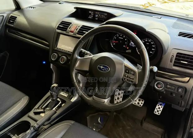 Subaru Forester 2014 Black