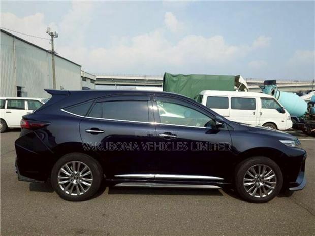 Toyota Harrier 2017 Black