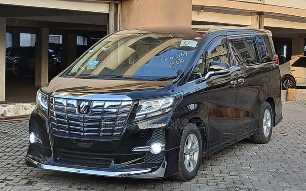 Toyota Alphard 2016 Black