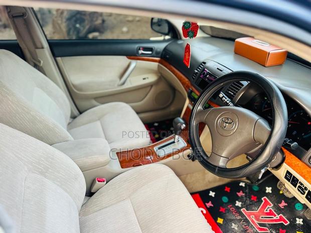 Toyota Premio 2005 Blue