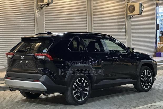 Toyota RAV4 Adventure AWD 2020 Gray