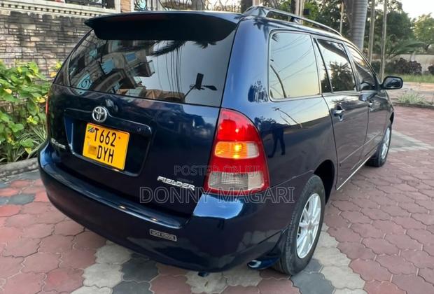 Toyota Corolla Fielder 2001 Blue