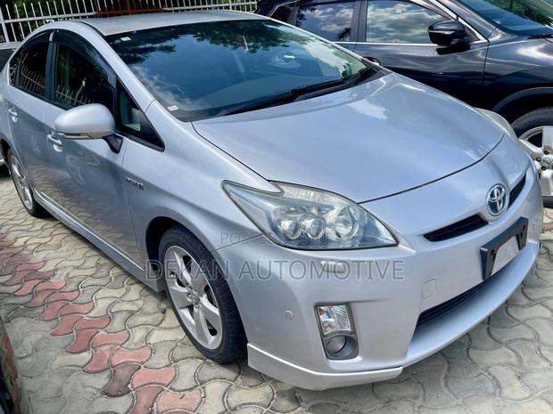 Toyota Prius Liftback 2009 Silver