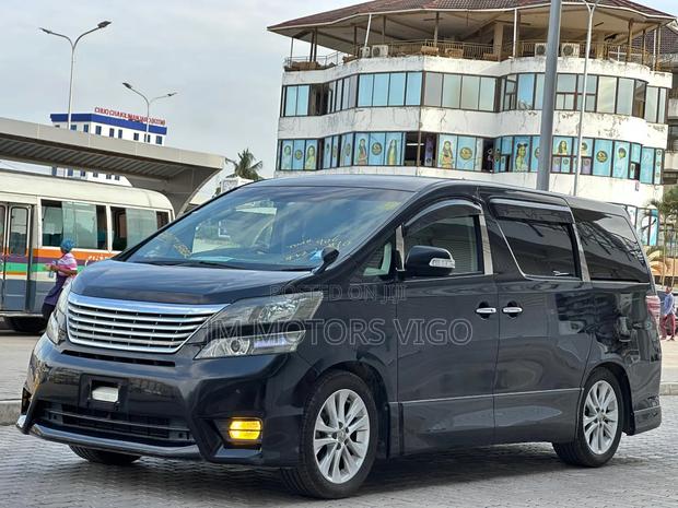 Toyota Vellfire 2011 Matt Black