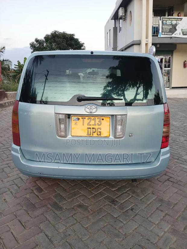 Toyota Succeed 2005 Blue