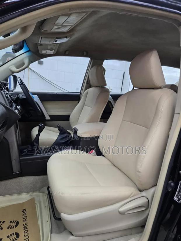 Toyota Land Cruiser Prado 2012 Black