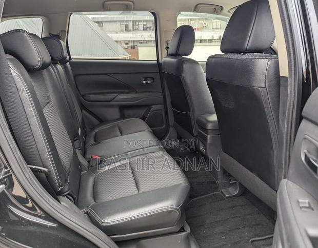 Mitsubishi Outlander 2.0 PHEV AWD 2014 Black