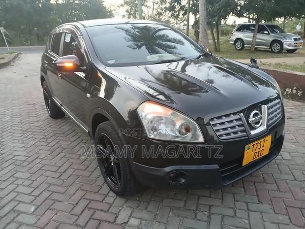 Nissan Dualis 2011 Black