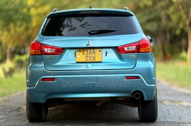 Mitsubishi RVR 2010 Blue