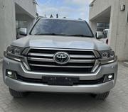 Toyota Land Cruiser 2018 Silver for sale
