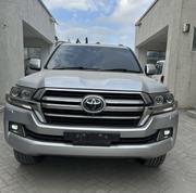 Toyota Land Cruiser 2018 Silver for sale