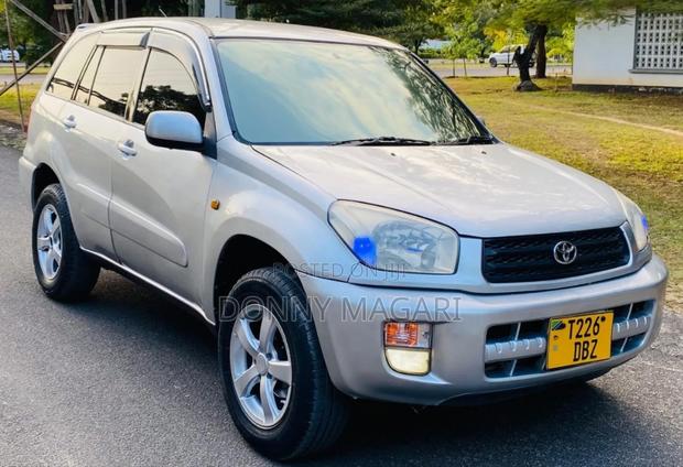 Toyota RAV4 Automatic 2003 Silver