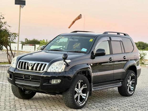 Toyota Land Cruiser Prado 2007 Black
