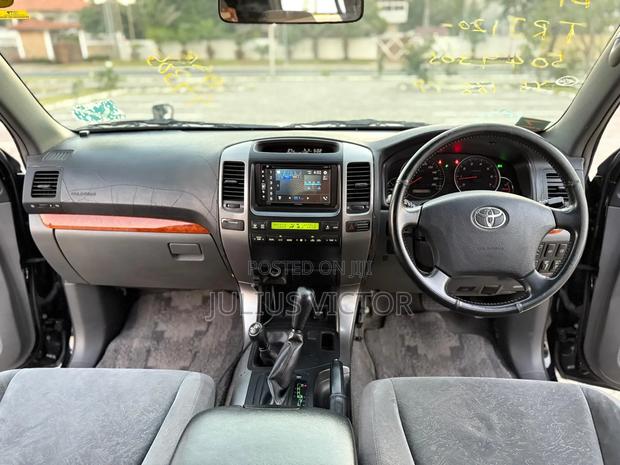 Toyota Land Cruiser Prado 2007 Black