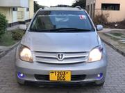 Toyota IST 2005 Silver for sale