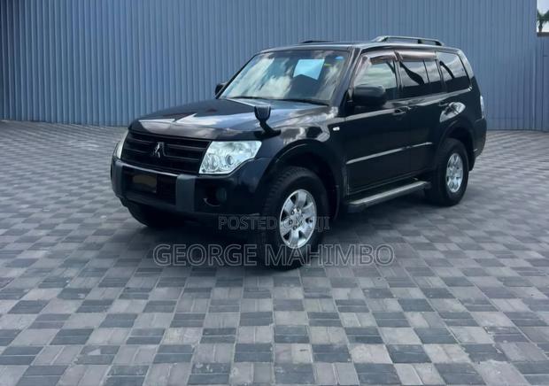 Mitsubishi Pajero 2005 Black