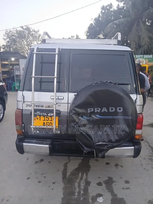 Toyota Land Cruiser Prado 1991 Silver