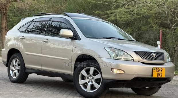Toyota Harrier 2004 Silver