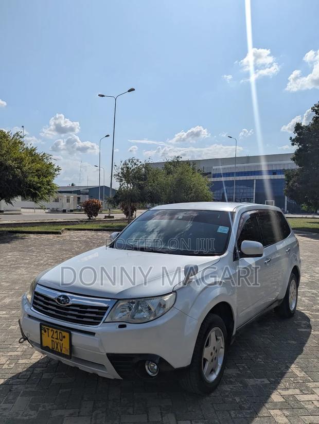 Subaru Forester 2010 White