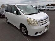 Toyota Noah 2009 Pearl for sale