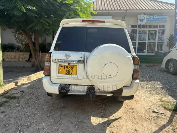 Nissan Patrol 3.0 GRX 2005 White