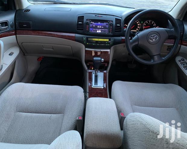 Toyota Premio 2002 Silver