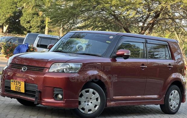 Toyota Corolla Rumion 2008 Red