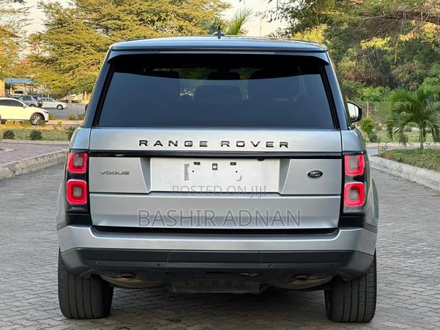 Land Rover Range Rover Vogue 2015 Silver