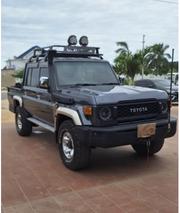 Toyota Land Cruiser 4.5 V8 TD 2017 Gray for sale