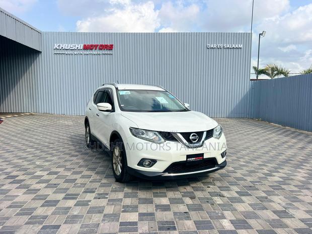 Nissan X-Trail 2015 White
