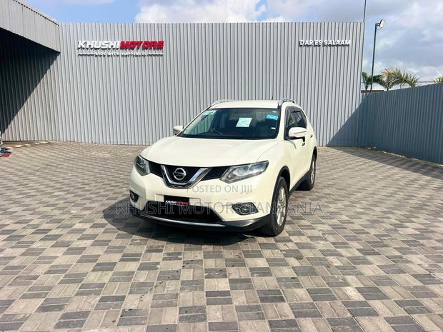 Nissan X-Trail 2015 White